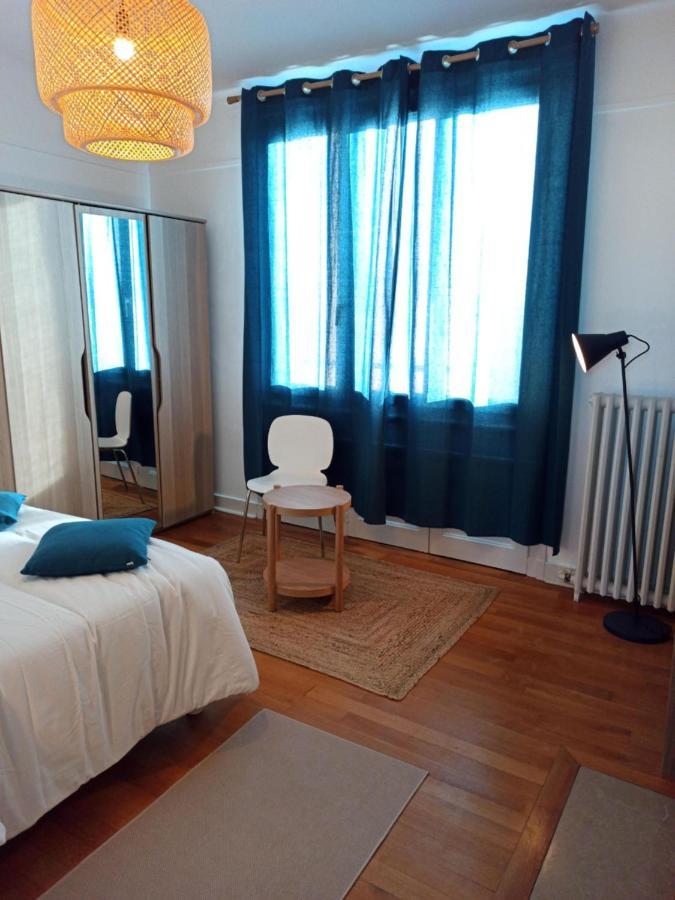 Spacieux Appartement Au Centre Du Mans Le Mans Esterno foto